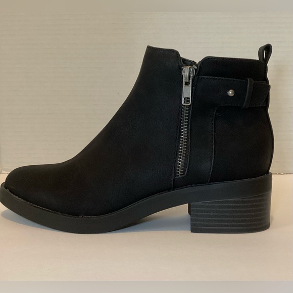 Life Stride Shoes - LifeStride Women’s Bonus Ankle Boot